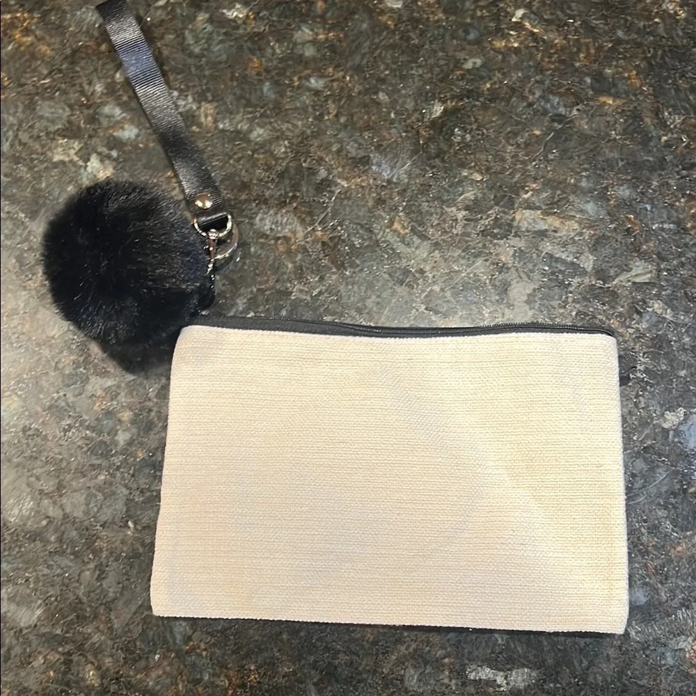 N/A canvas pouch